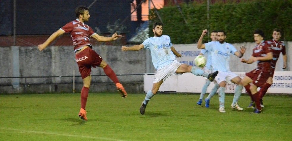 Partido entre Villalonga e Compostela en San Pedro
