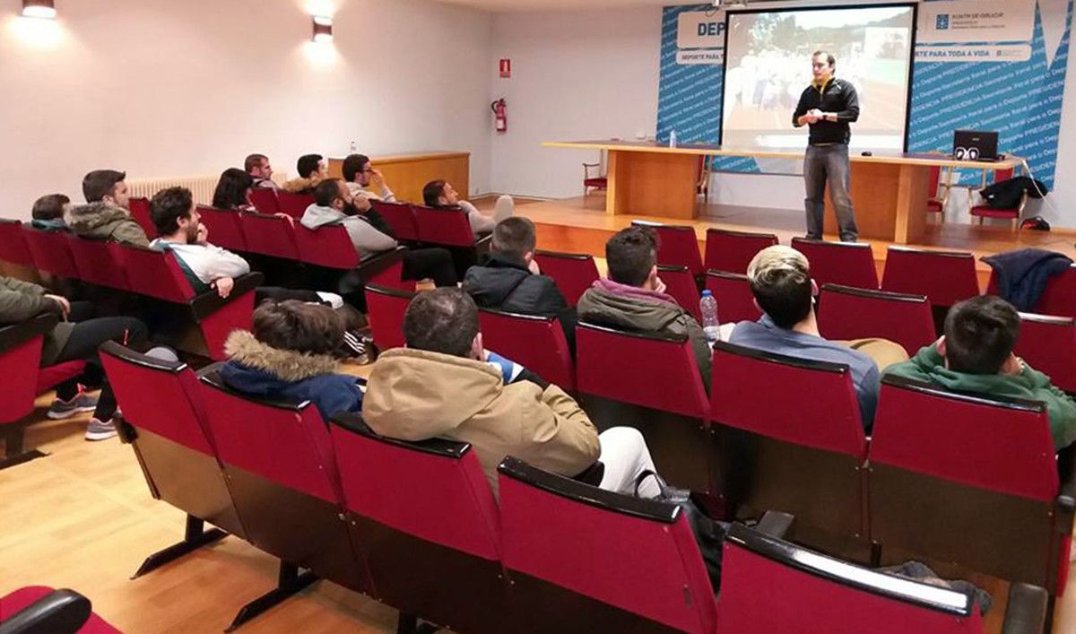 Charla de Pablo Vieites no CGTD