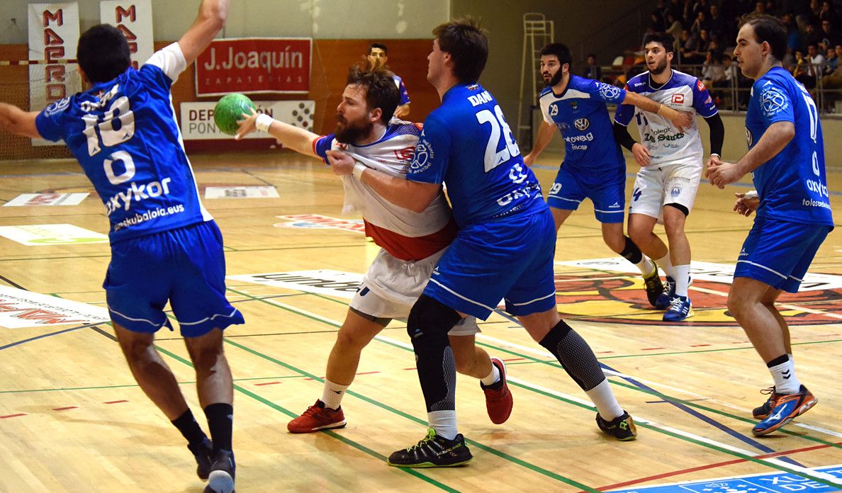 Partido entre Cisne y Tolosa en el CGTD