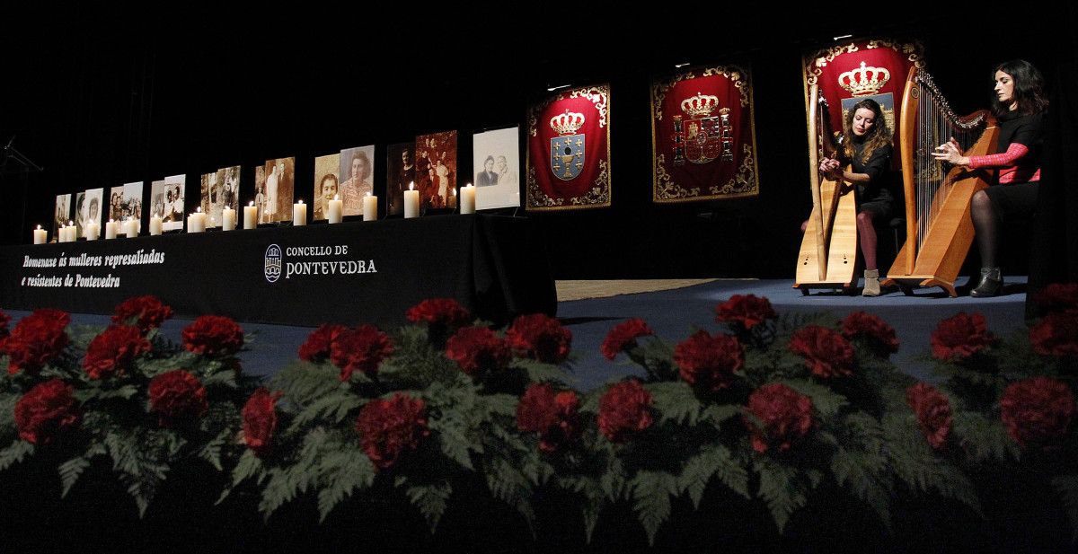 Acto de homenaxe ás mulleres represaliadas de Pontevedra durante o franquismo (arquivo)