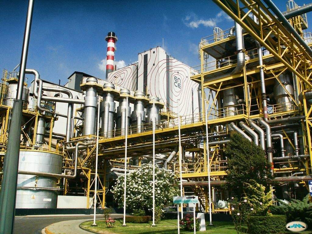 Fábrica de ENCE en Lourizán
