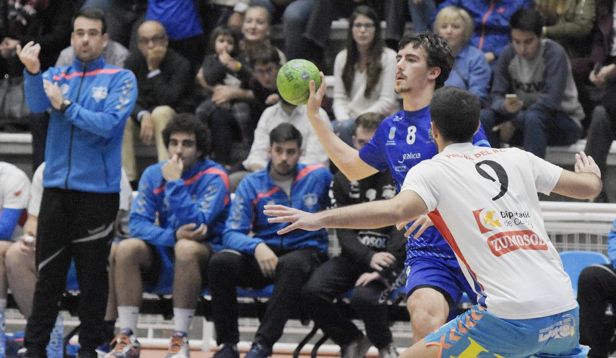 Óscar Silva no partido entre Teucro e Palma del Río