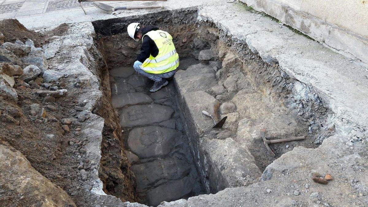 Restos da antiga muralla de Marín nas obras de Ponte Zapal
