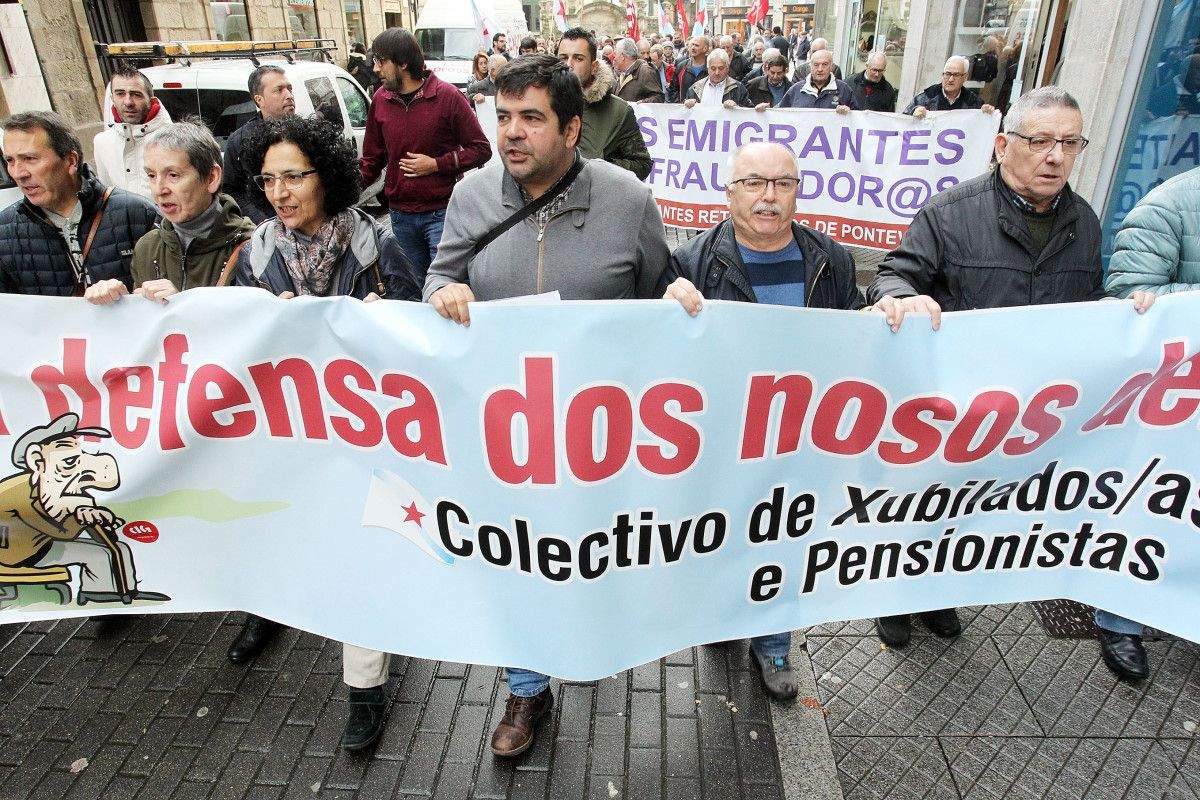 Manifestación de la CIG por la recuperación de salarios y pensiones dignas