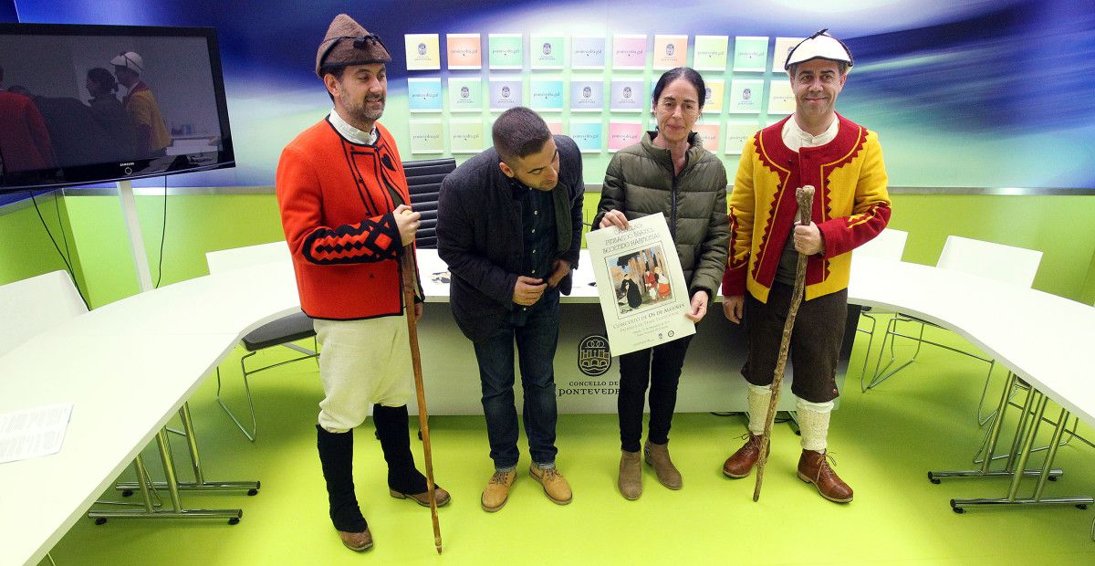 Presentación de 'Pintando traxes, tecendo harmonías' de Os de Algures