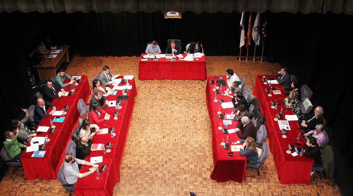 Os dous edís de Marea abstéñense na aprobación do orzamento de 2017