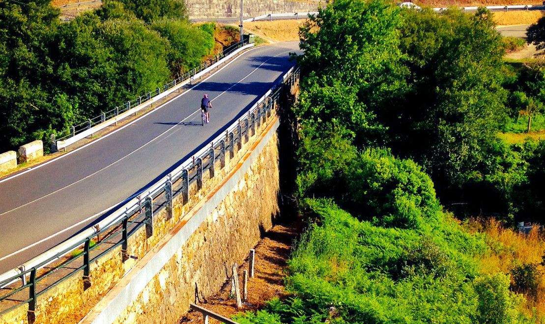Ponte Malvar, no lugar de Tilve en Cerponzóns