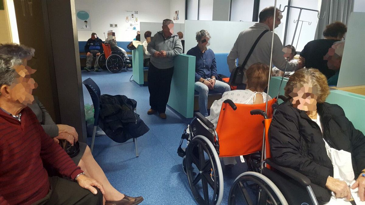 Sala de espera del servicio de Urgencias del Hospital Montecelo este tres de enero