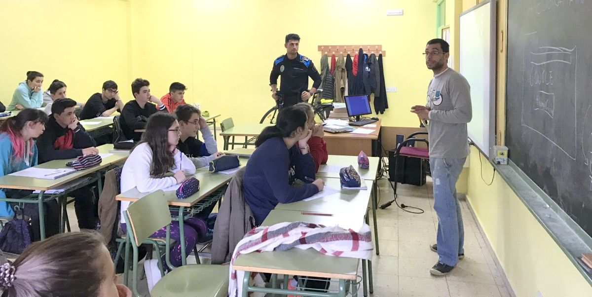 Primeira xornada do curso Ao INSTIenBICI no IES Frei Martín Sarmiento