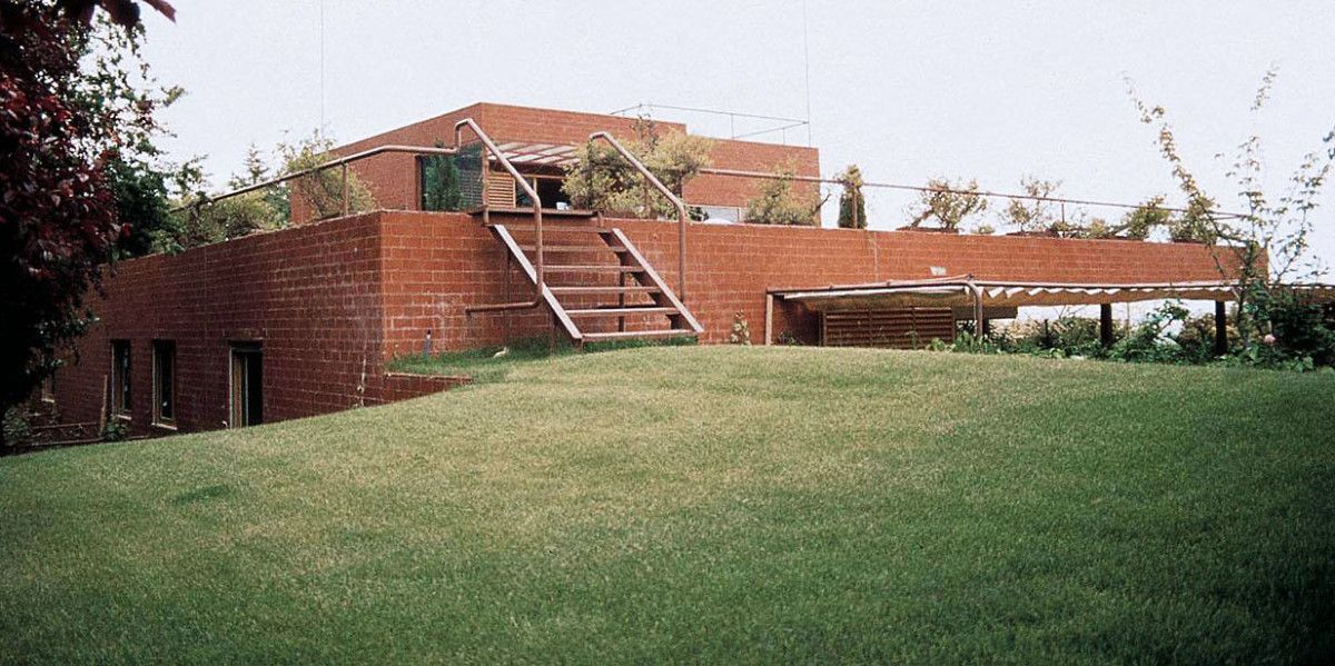 La Casa Guzmán, realizada por el arquitecto Alejandro de la Sota