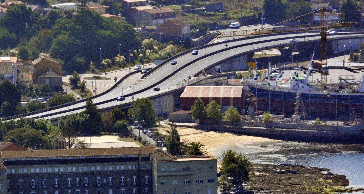 Nó viario en Praceres, coñecido como 'scalextric'