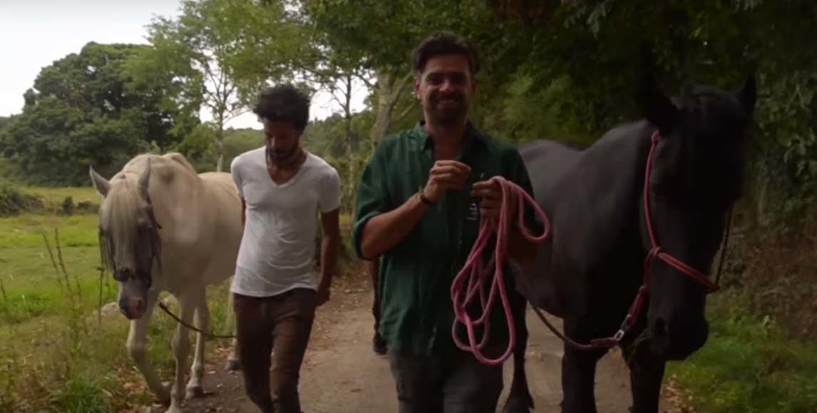 Videoclip do tema "Lobos", de Davide Salvado