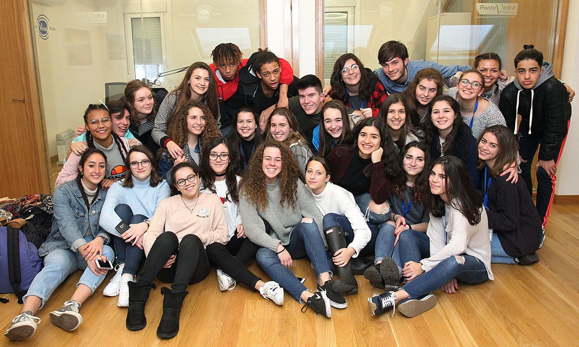 Jóvenes pontevedreses y franceses que participan en el proyecto Erasmus +