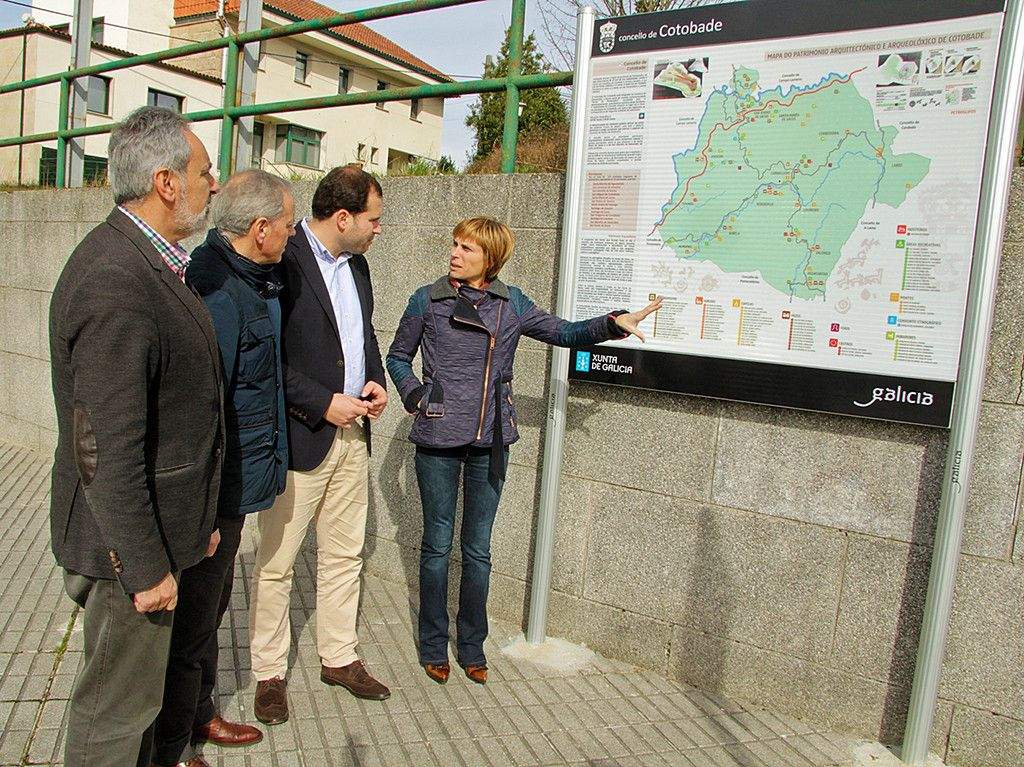 Nueva señalización turística en Cerdedo-Cotobade