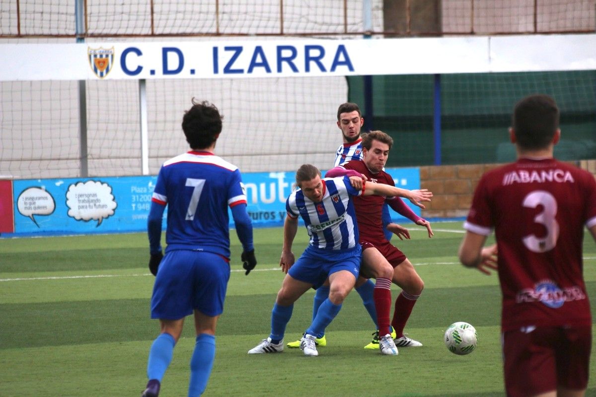 Partido entre Izarra e Pontevedra