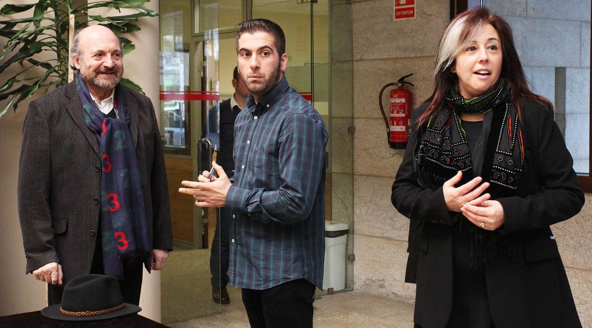 De esquerda a dereita: Cesáreo Sánchez Iglesias, Xosé Leal y Elena Gallego Abad