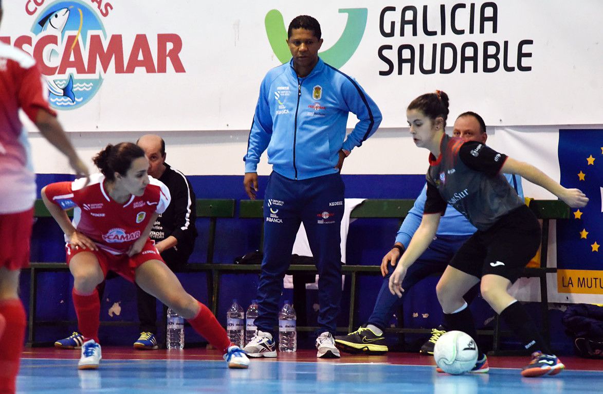 Marcio Santos, en el partido entre Poio Pescamar y Leganés en A Seca, se despidió de la afición