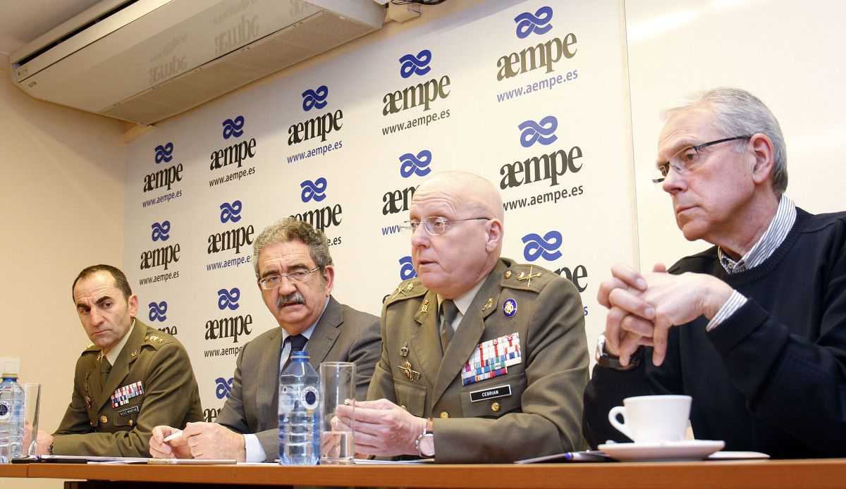 Sinatura do convenio entre Aempe e Brilat
