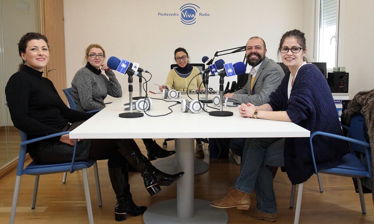 Vanesa López, Esther Bailón, Ismael Calvo y Anabel Gulías en PontevedraViva Radio