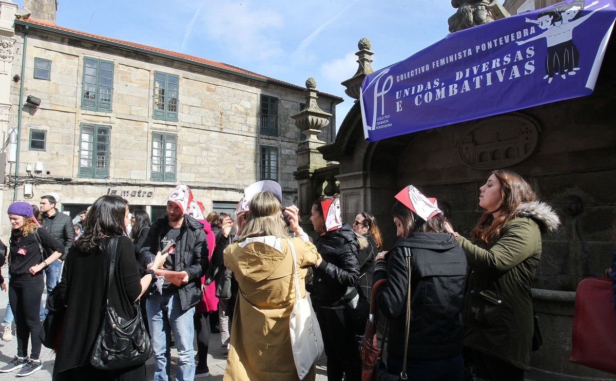 O Colectivo Feminista de Pontevedra participou no Paro Internacional de Mulleres