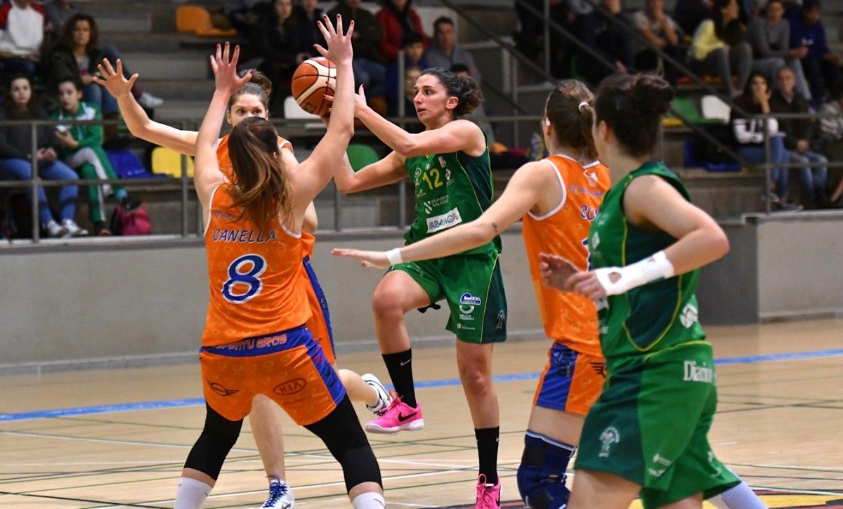 María Lago, no partido entre Arxil e Aros León no CGTD