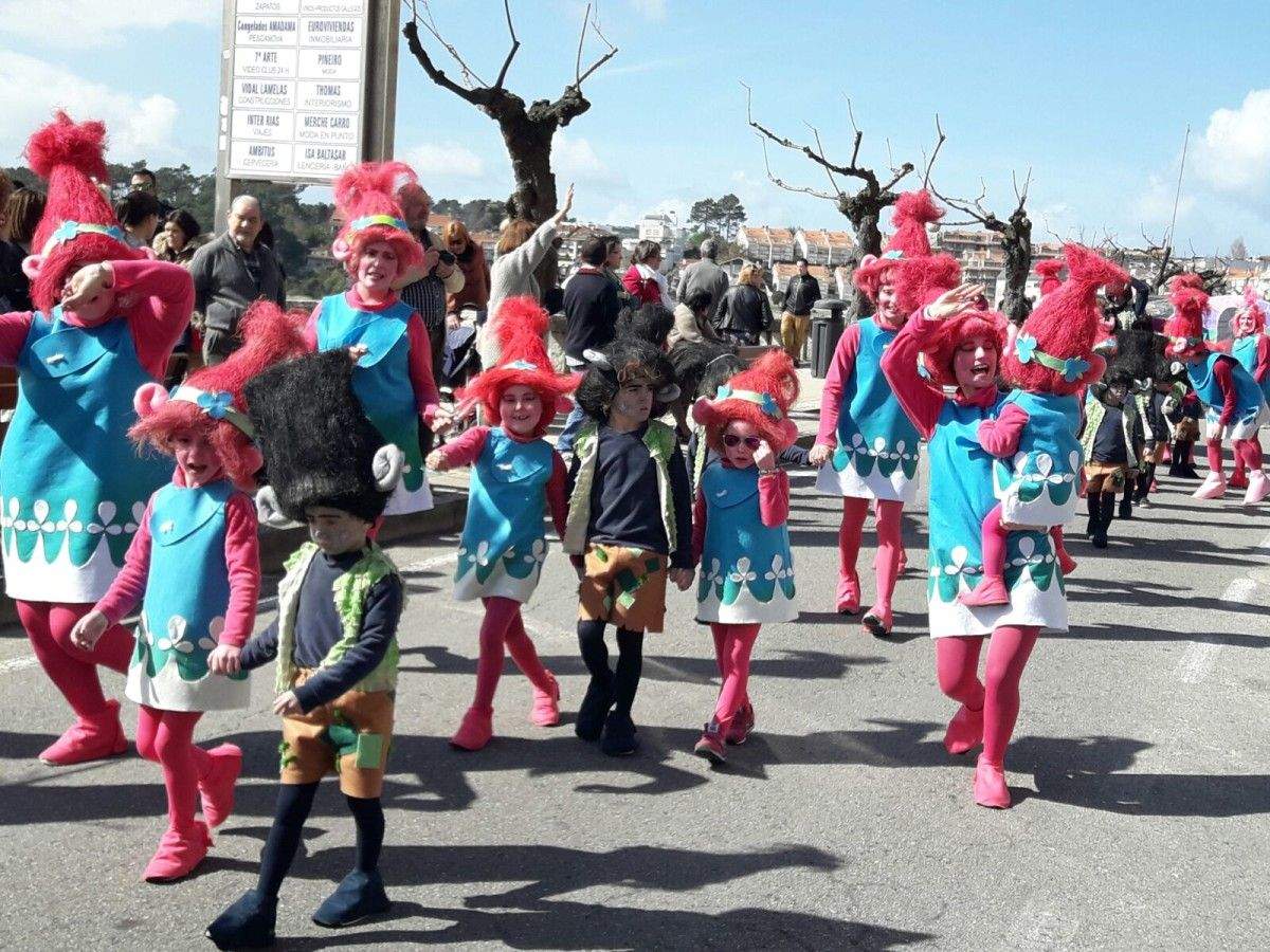 Desfile infantil de entroido de Sanxenxo Desfile infantil de entroido de Sanxenxo