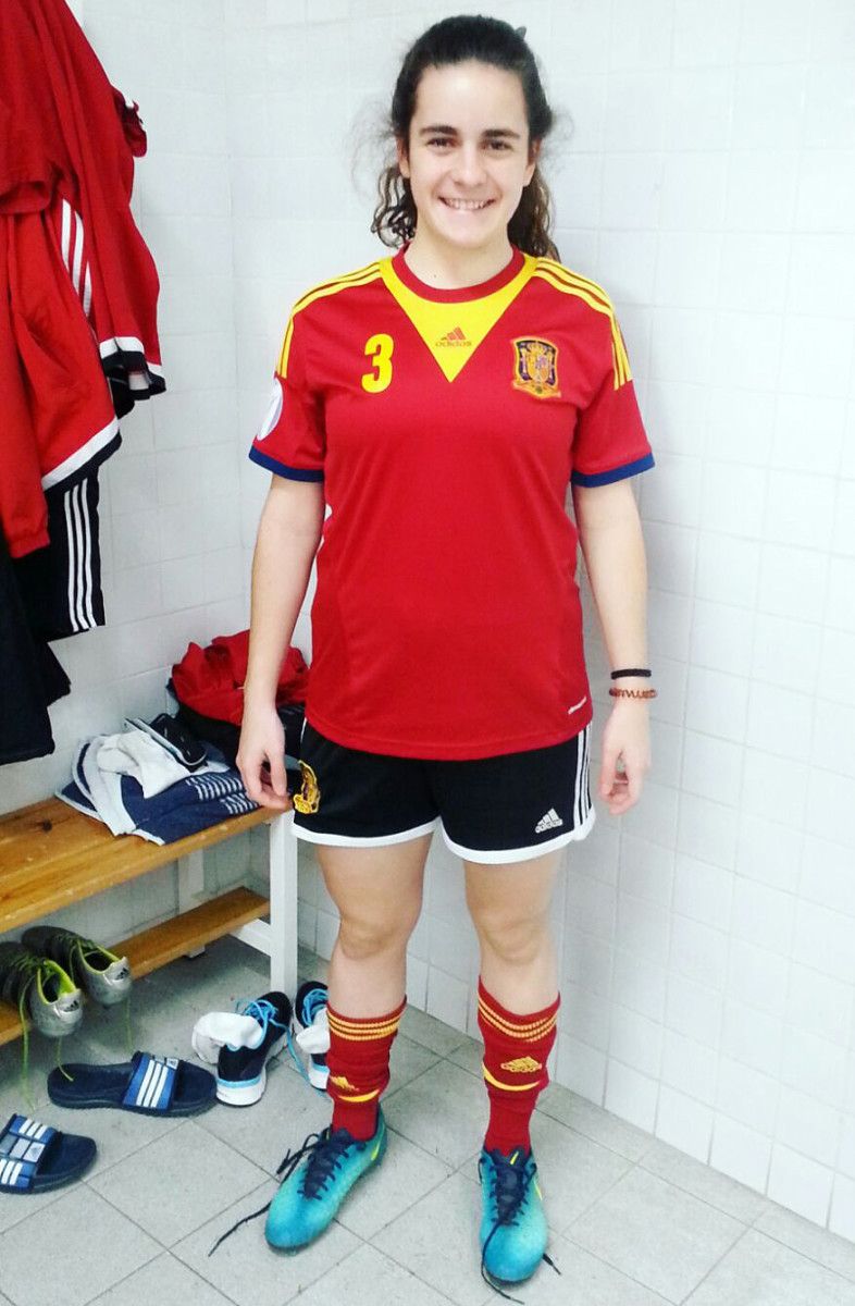Tere Abelleira, en una concentración con la Selección Española Sub-17