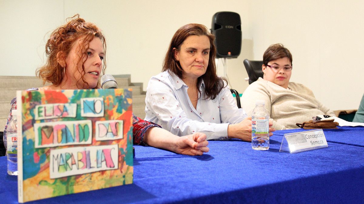 Presentación de 'Elisa no mundo das marabillas' no Salón do Libro Presentación de 'Elisa no mundo das marabillas' no Salón do Libro