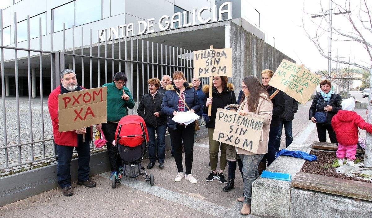 Os veciños de Vilaboa piden a tramitación do PXOM
