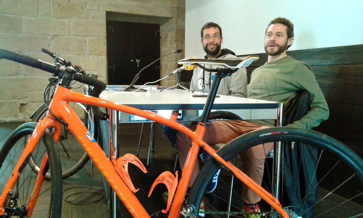 Quique Pérez e Manuel Torres, portavoces de Pedaladas e Masa Crítica