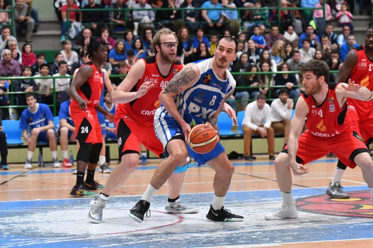 Partido entre Peixe Galego y Breogán en A Raña