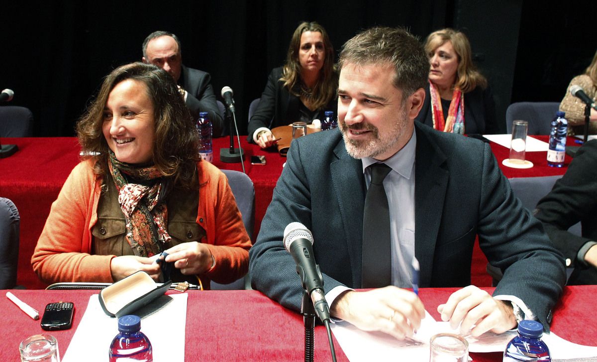 Jacobo Moreira y María José Rodríguez Teso, en el pleno municipal Jacobo Moreira y María José Rodríguez Teso, en el pleno municipal