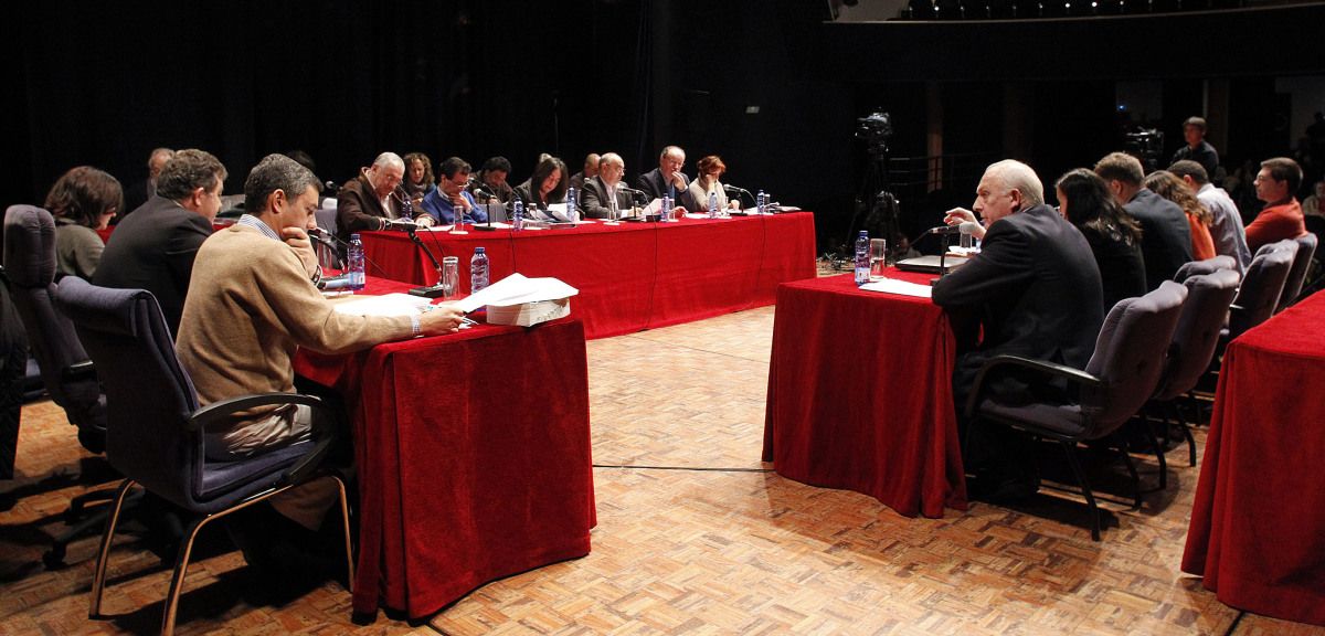 Pleno municipal no Teatro Principal de Pontevedra
