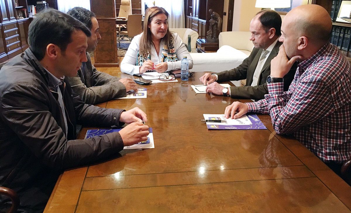 Reunión dela subdelegada del Gobierno, Ana Ortiz con representantes de la UFP