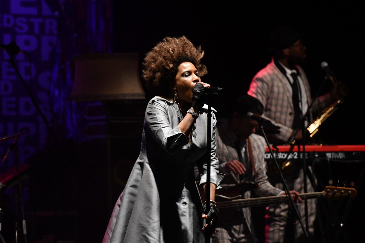 Concierto de Macy Gray en el Pazo da Cultura de Pontevedra