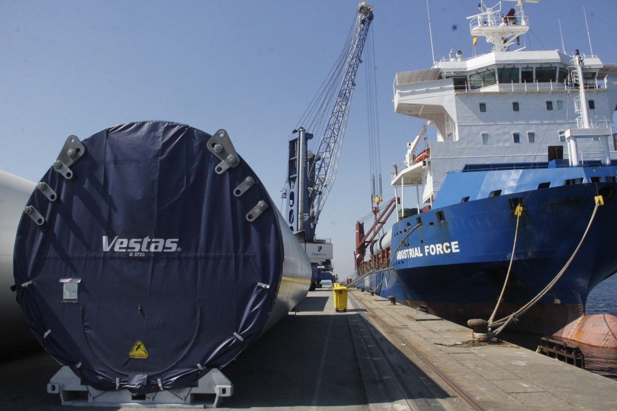 Material eólico para transportar en Marín