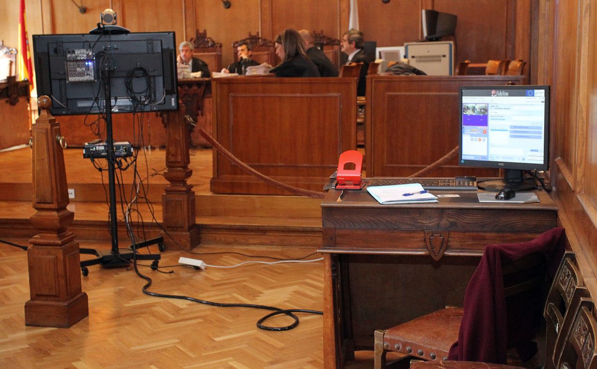 Sistema de videoconferencias en la Audiencia de Pontevedra