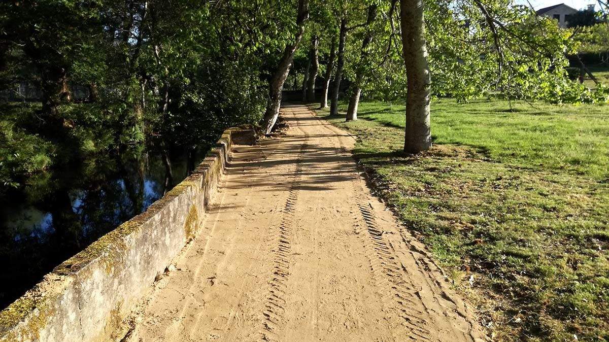 Trabajos de mejora de la senda peatonal del río Gallo