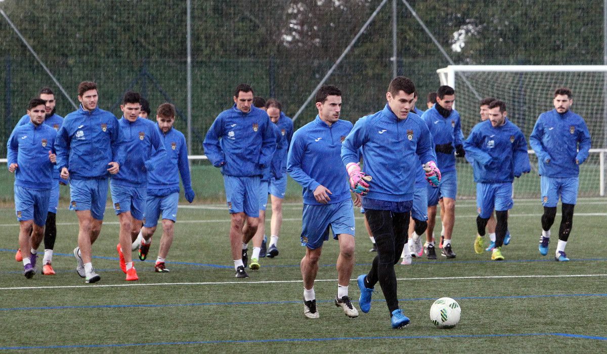 Entrenamiento del Pontevedra en Príncipe Felipe
