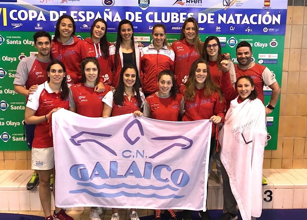 Equipo do Galaico tras ser terceiro na Copa de España de Primeira División