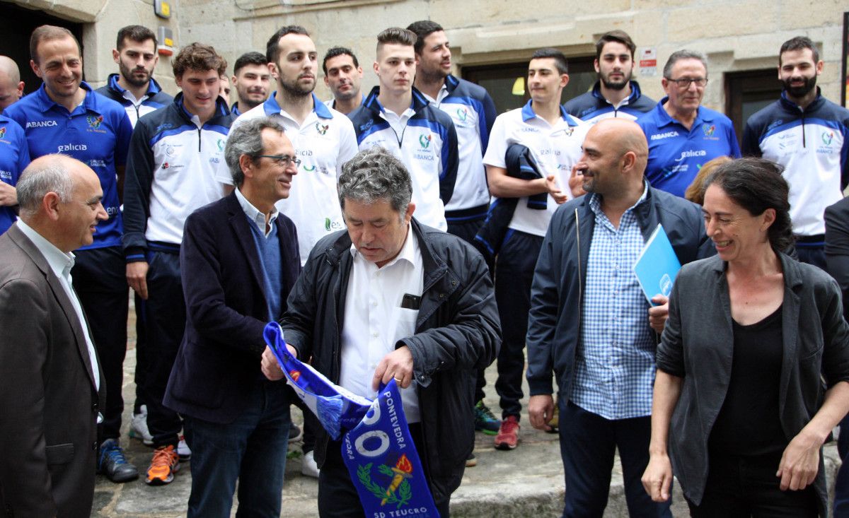 Recepción do Concello ao Teucro polo ascenso á Liga Asobal