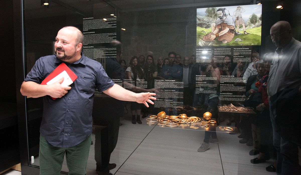 Visita cruzada no Sexto Edificio do Museo con Jorge Coira e Manuel Gago