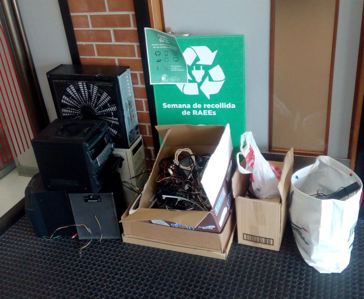 Recogida de residuos de aparatos eléctricos y electrónicos 
