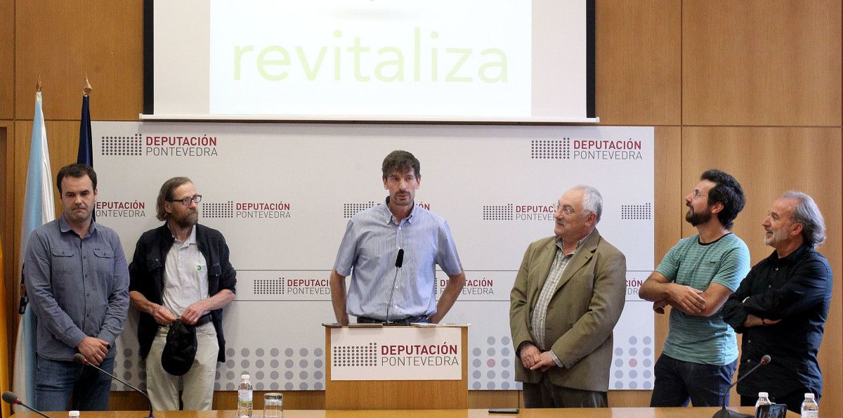 Expertos internacionais en compostaxe en rolda de prensa na Deputación
