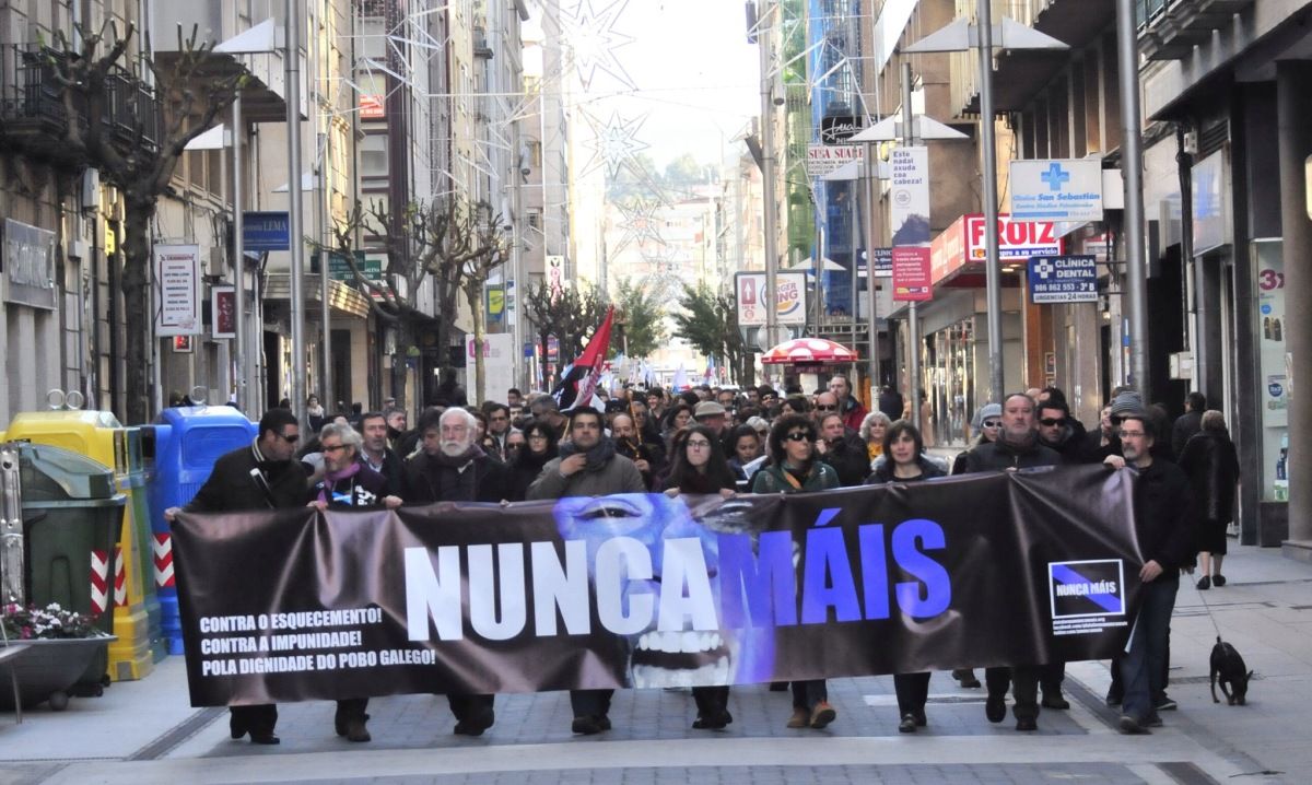 Manifestación de Nunca Máis en Pontevedra