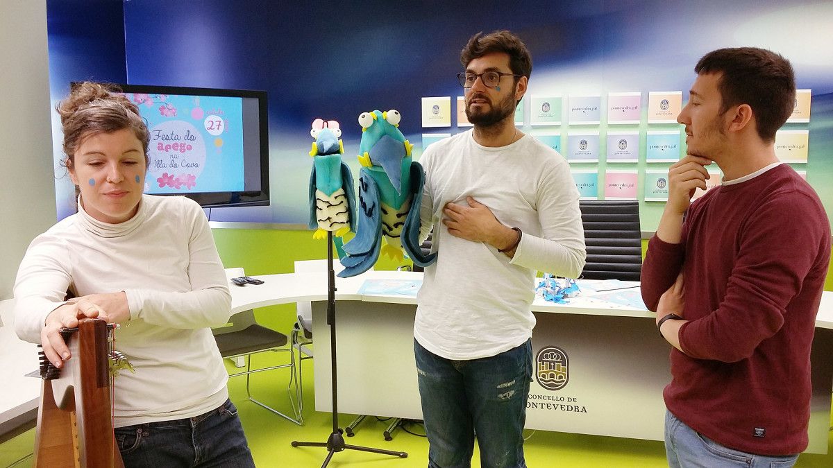 Bea Martínez, Marcelo Doade y el concejal Alberto Oubiña