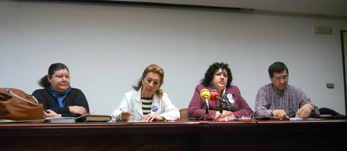Representantes dos sindicatos CIG, Comisiones Obreras, O'Mega e CESM 