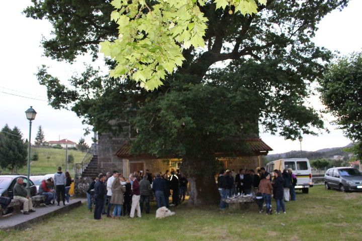 Degustaciones previas a la Festa da Troita en las parroquias