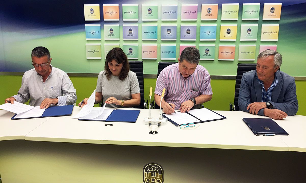 Firma del convenio para el parque forestal de Aa Fracha