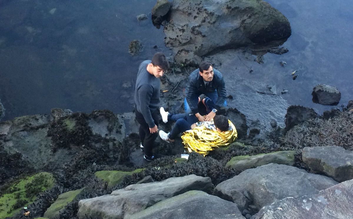 Rescate dun mozo que caeu ao río Lérez